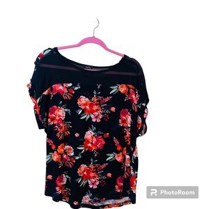 Rue 21  Juniors top black red floral print mesh Casual Crew neck  Like New